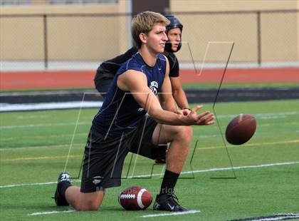 Thumbnail 3 in Huntington Beach 7-on-7 Tournament photogallery.