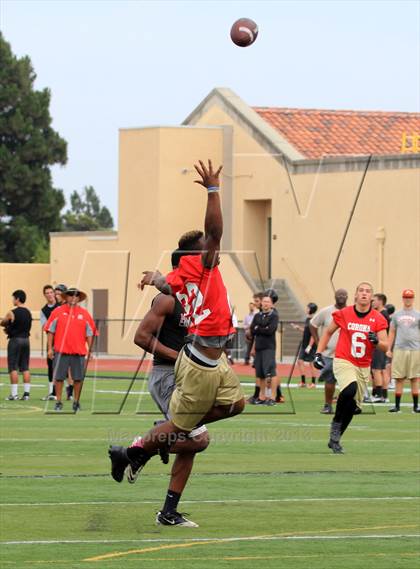 Thumbnail 3 in Huntington Beach 7-on-7 Tournament photogallery.
