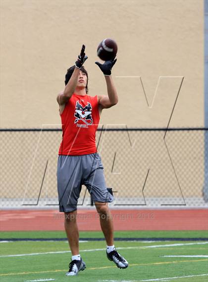 Thumbnail 2 in Huntington Beach 7-on-7 Tournament photogallery.
