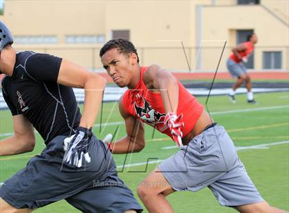 Thumbnail 1 in Huntington Beach 7-on-7 Tournament photogallery.