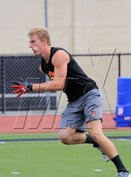 Thumbnail 2 in Huntington Beach 7-on-7 Tournament photogallery.