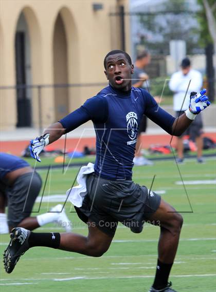 Thumbnail 1 in Huntington Beach 7-on-7 Tournament photogallery.