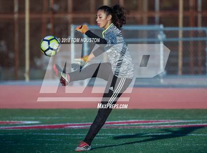 Thumbnail 1 in Crescenta Valley @ Pasadena photogallery.