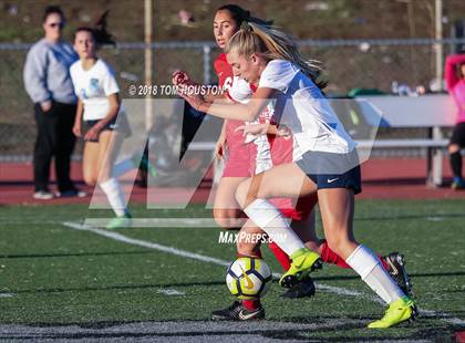 Thumbnail 1 in Crescenta Valley @ Pasadena photogallery.