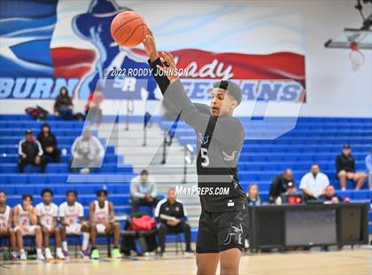 Thumbnail 3 in Manvel vs Hebron (McDonald's Texas Invitational) photogallery.