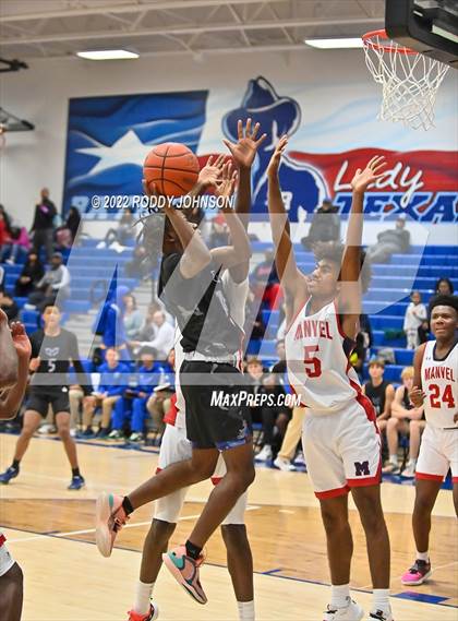 Thumbnail 1 in Manvel vs Hebron (McDonald's Texas Invitational) photogallery.