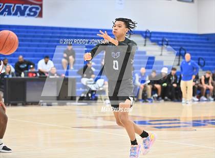 Thumbnail 1 in Manvel vs Hebron (McDonald's Texas Invitational) photogallery.