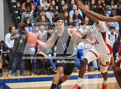 Thumbnail 1 in Manvel vs Hebron (McDonald's Texas Invitational) photogallery.