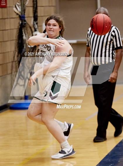 Thumbnail 3 in Grant vs. Ponderosa (Rosemont Tournament) photogallery.