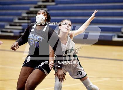 Thumbnail 1 in Grant vs. Ponderosa (Rosemont Tournament) photogallery.
