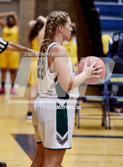 Thumbnail 1 in Grant vs. Ponderosa (Rosemont Tournament) photogallery.