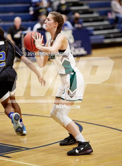 Thumbnail 3 in Grant vs. Ponderosa (Rosemont Tournament) photogallery.