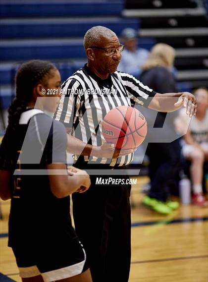 Thumbnail 2 in Grant vs. Ponderosa (Rosemont Tournament) photogallery.