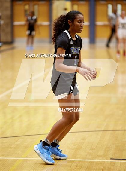 Thumbnail 1 in Grant vs. Ponderosa (Rosemont Tournament) photogallery.