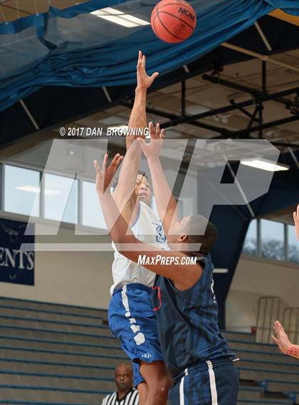 Thumbnail 2 in Brentwood Academy @ Battle Ground Academy photogallery.