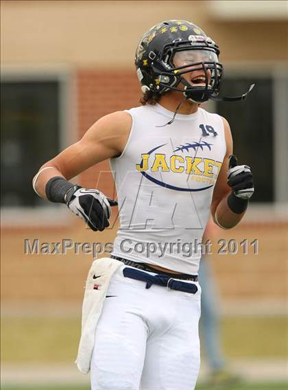 Thumbnail 2 in Stephenville vs. Lake Dallas (4A Division ll Regional Playoff ) photogallery.
