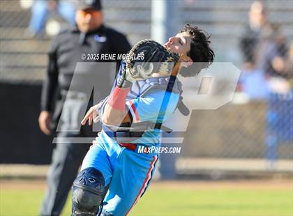 Thumbnail 3 in Rancho Cucamonga vs Maranatha photogallery.