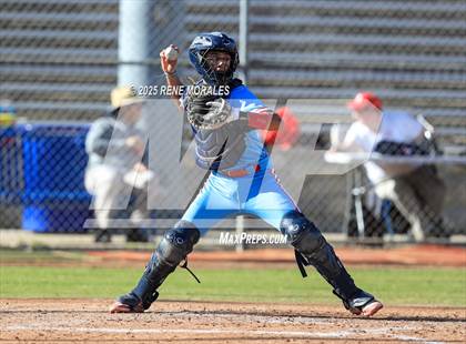 Thumbnail 2 in Rancho Cucamonga vs Maranatha photogallery.