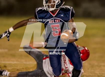 Thumbnail 3 in Duncan @ NFL Yet Academy (AIA Division 1A Playoff) photogallery.
