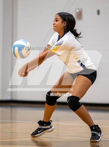 Thumbnail 2 in Kerr-Vance Academy @ Fayetteville Academy photogallery.