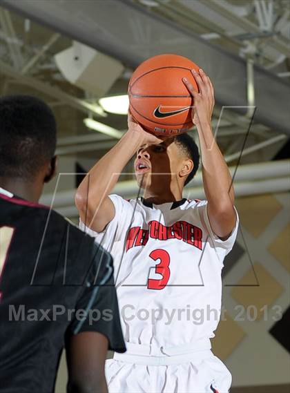 Thumbnail 2 in Alemany vs. Westchester (MaxPreps Holiday Classic) photogallery.