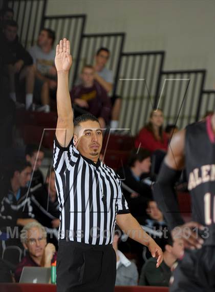 Thumbnail 1 in Alemany vs. Westchester (MaxPreps Holiday Classic) photogallery.