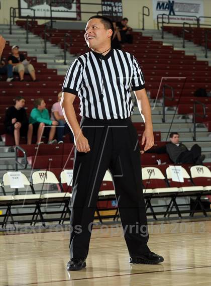 Thumbnail 1 in Alemany vs. Westchester (MaxPreps Holiday Classic) photogallery.