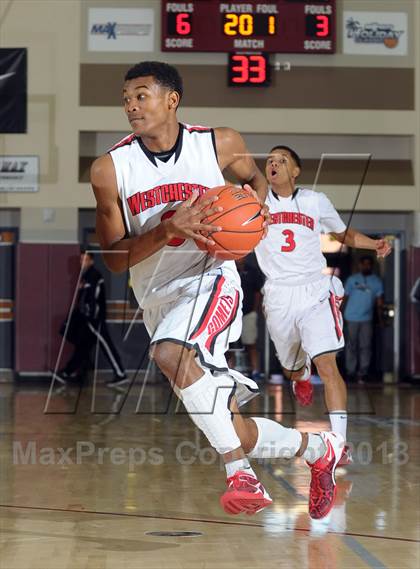 Thumbnail 1 in Alemany vs. Westchester (MaxPreps Holiday Classic) photogallery.