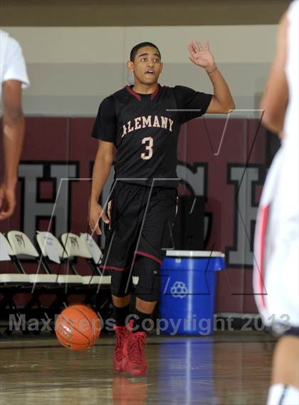 Thumbnail 2 in Alemany vs. Westchester (MaxPreps Holiday Classic) photogallery.
