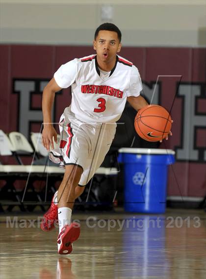 Thumbnail 1 in Alemany vs. Westchester (MaxPreps Holiday Classic) photogallery.