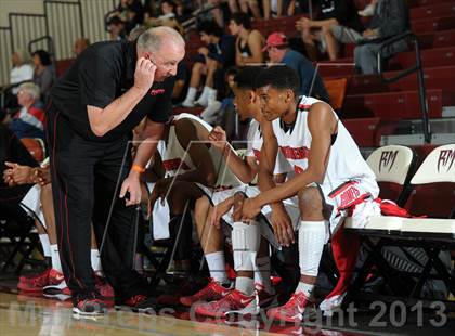 Thumbnail 3 in Alemany vs. Westchester (MaxPreps Holiday Classic) photogallery.