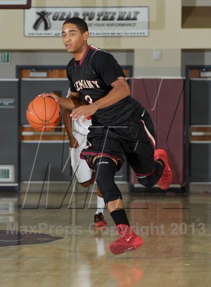 Thumbnail 1 in Alemany vs. Westchester (MaxPreps Holiday Classic) photogallery.
