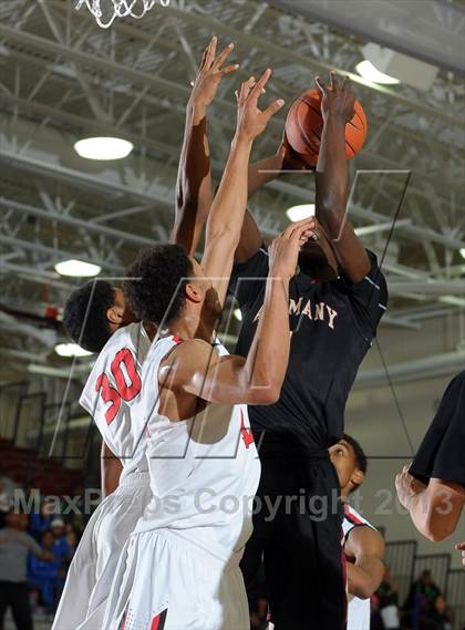 Thumbnail 2 in Alemany vs. Westchester (MaxPreps Holiday Classic) photogallery.