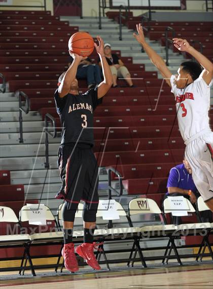 Thumbnail 2 in Alemany vs. Westchester (MaxPreps Holiday Classic) photogallery.