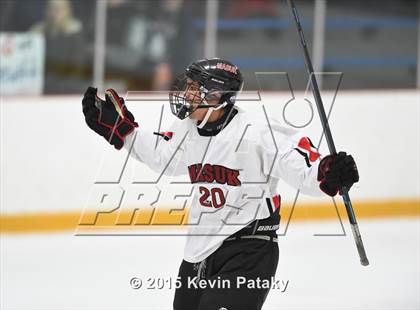 Thumbnail 3 in New Fairfield/Immaculate vs. Masuk (SCC/SWC D3 Final) photogallery.