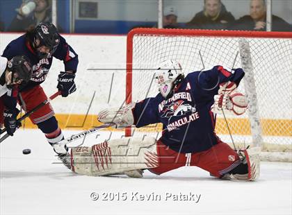 Thumbnail 1 in New Fairfield/Immaculate vs. Masuk (SCC/SWC D3 Final) photogallery.