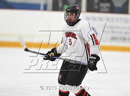 Thumbnail 3 in New Fairfield/Immaculate vs. Masuk (SCC/SWC D3 Final) photogallery.