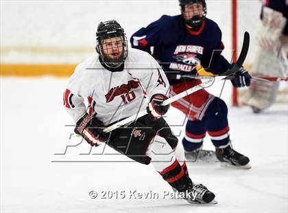 Thumbnail 3 in New Fairfield/Immaculate vs. Masuk (SCC/SWC D3 Final) photogallery.