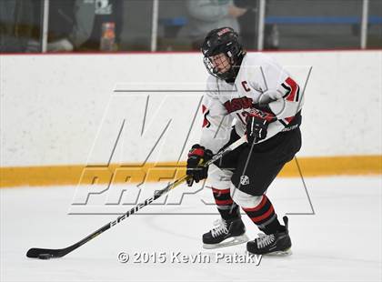 Thumbnail 3 in New Fairfield/Immaculate vs. Masuk (SCC/SWC D3 Final) photogallery.