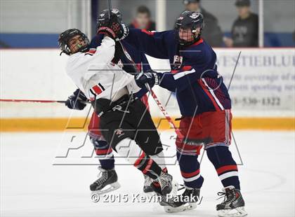 Thumbnail 3 in New Fairfield/Immaculate vs. Masuk (SCC/SWC D3 Final) photogallery.