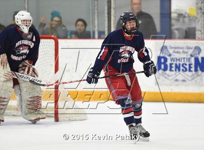 Thumbnail 3 in New Fairfield/Immaculate vs. Masuk (SCC/SWC D3 Final) photogallery.