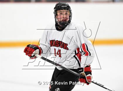 Thumbnail 3 in New Fairfield/Immaculate vs. Masuk (SCC/SWC D3 Final) photogallery.