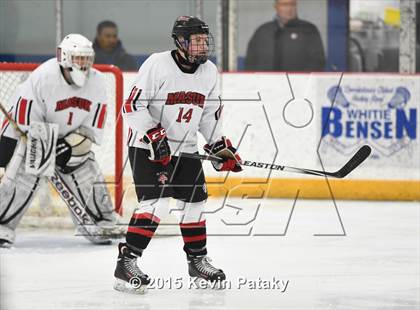 Thumbnail 3 in New Fairfield/Immaculate vs. Masuk (SCC/SWC D3 Final) photogallery.