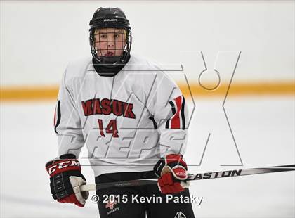 Thumbnail 1 in New Fairfield/Immaculate vs. Masuk (SCC/SWC D3 Final) photogallery.