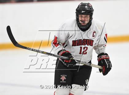Thumbnail 3 in New Fairfield/Immaculate vs. Masuk (SCC/SWC D3 Final) photogallery.
