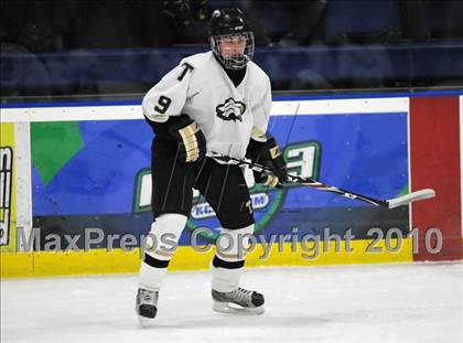 Thumbnail 1 in Enfield @ Trumbull photogallery.