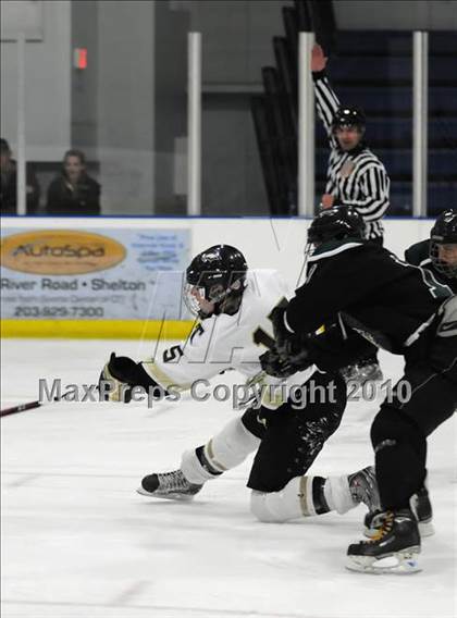 Thumbnail 1 in Enfield @ Trumbull photogallery.