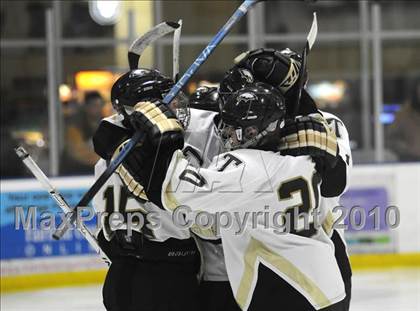 Thumbnail 1 in Enfield @ Trumbull photogallery.
