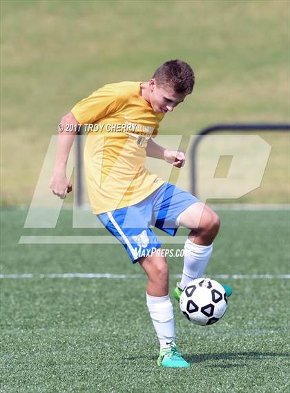 Thumbnail 2 in Carmel Christian vs Providence Day photogallery.