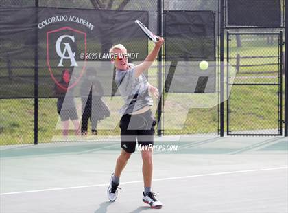Thumbnail 2 in CHSAA 4A Region 1 photogallery.